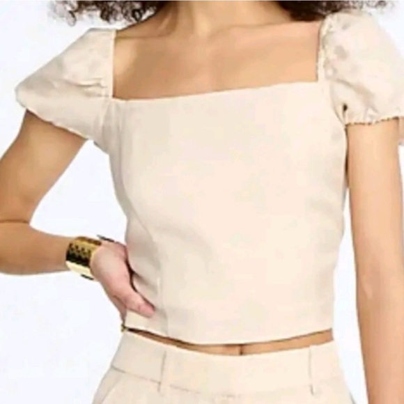 J. Crew linen-blend square neck top with puff sleeves. - Picture 2 of 5